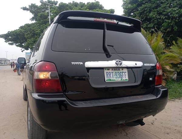 Toyota Highlander 2002 model for Sale In Rivers