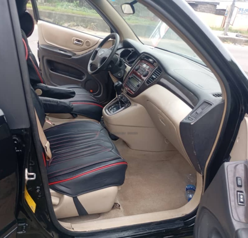 Toyota Highlander 2002 model for Sale In Rivers image