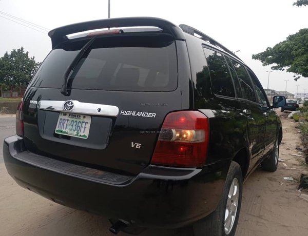 Toyota Highlander 2002 model for Sale In Rivers