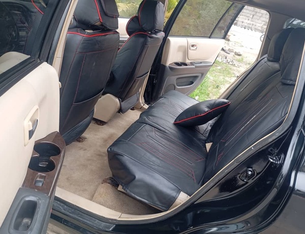 Toyota Highlander 2002 model for Sale In Rivers