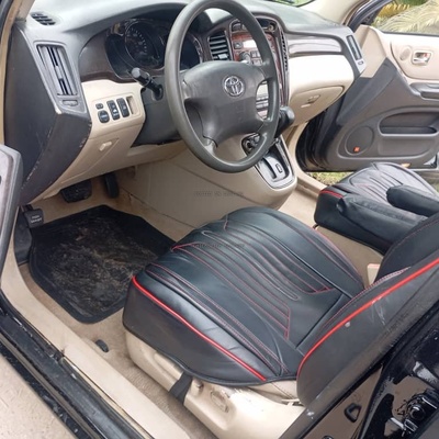 Toyota Highlander 2002 model for Sale In Rivers