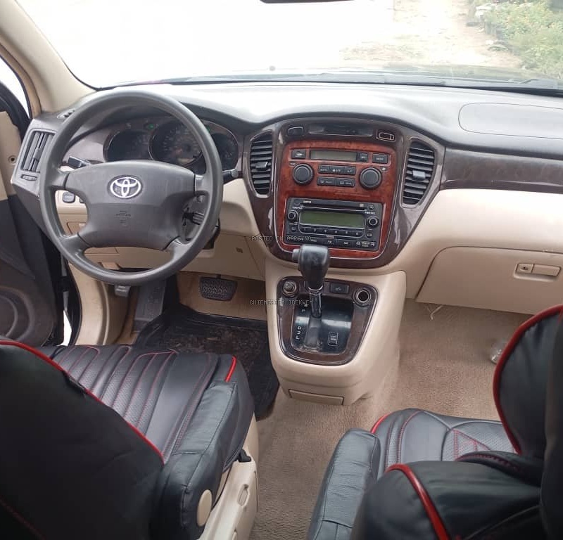 Toyota Highlander 2002 model for Sale In Rivers image