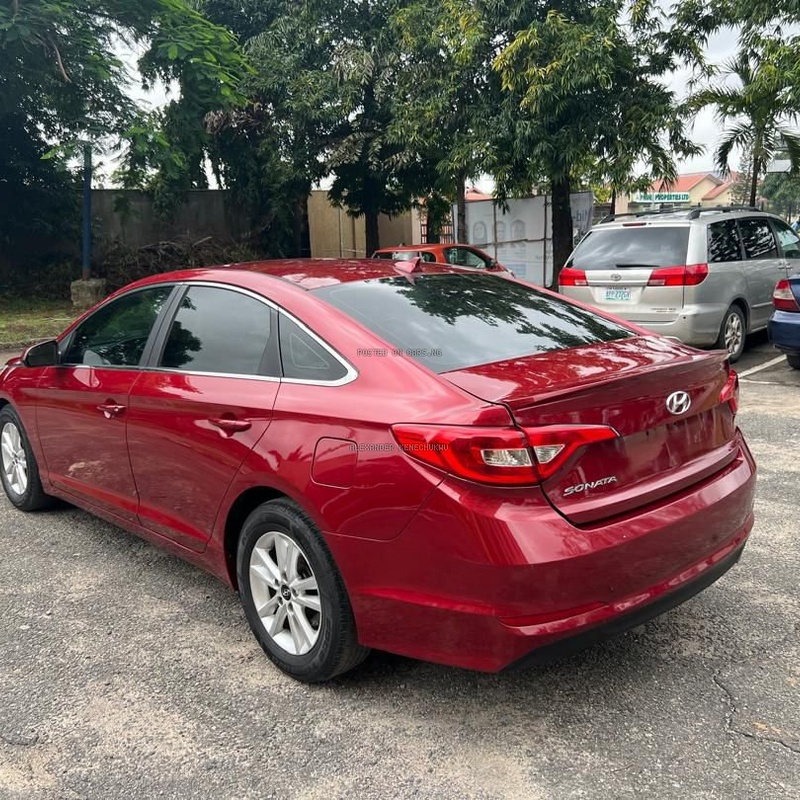 FOREIGN USED  HYUNDIA SONATA *2016* FOR SALE IN LAGOS image