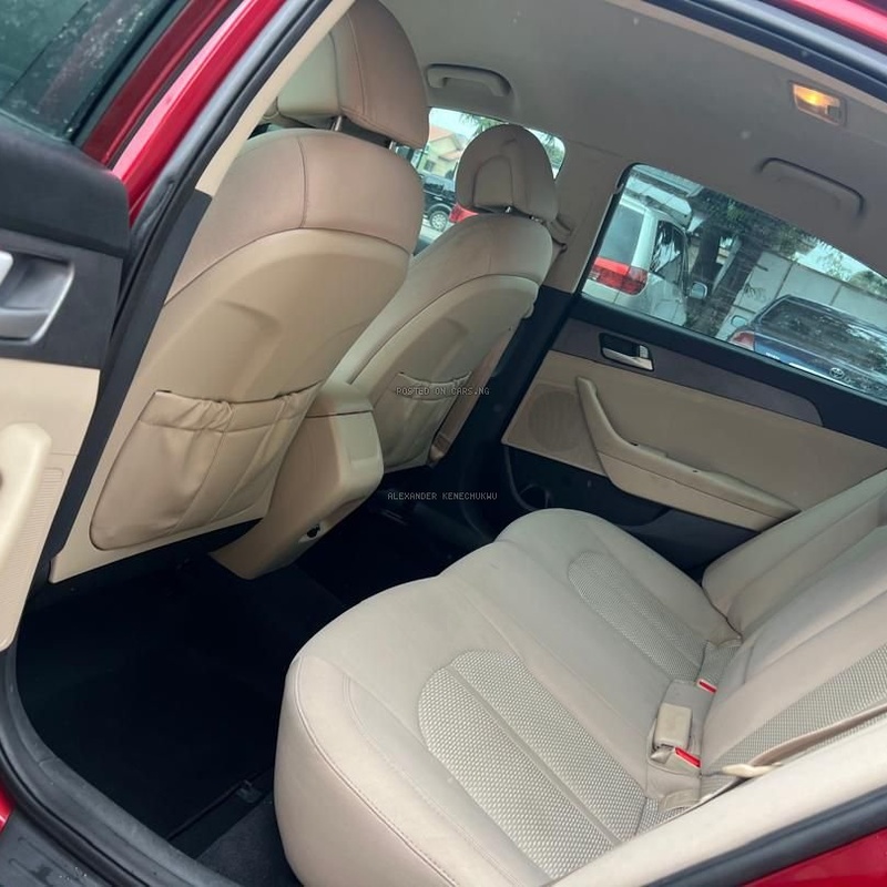 FOREIGN USED  HYUNDIA SONATA *2016* FOR SALE IN LAGOS image