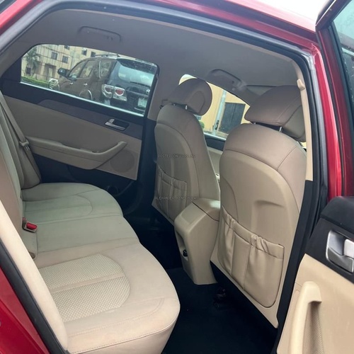 FOREIGN USED  HYUNDIA SONATA *2016* FOR SALE IN LAGOS