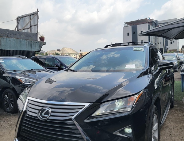 Foreign Used Lexus RX 350 2017 for Sale In Lagos