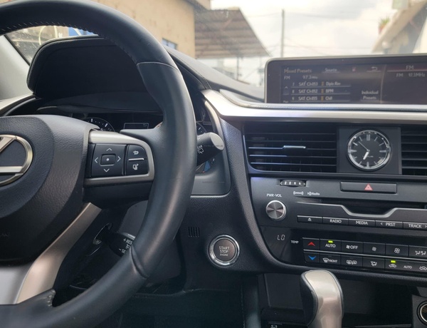 Foreign Used Lexus RX 350 2017 for Sale In Lagos