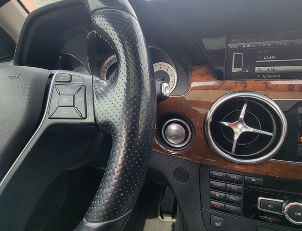 Foreign Used Mercedez Benz Glk350 2014 with AMG RIM for Sale In Lagos