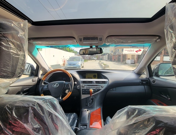 FOREIGN USED LEXUS RX350 2010 FOR SALE IN LAGOS