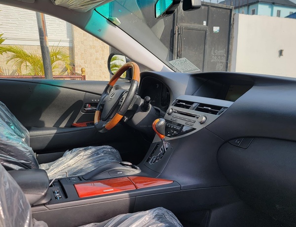 FOREIGN USED LEXUS RX350 2010 FOR SALE IN LAGOS