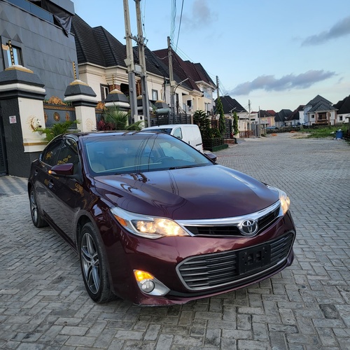 Toyota Avalon 2013 XLE For Sale In Lagos