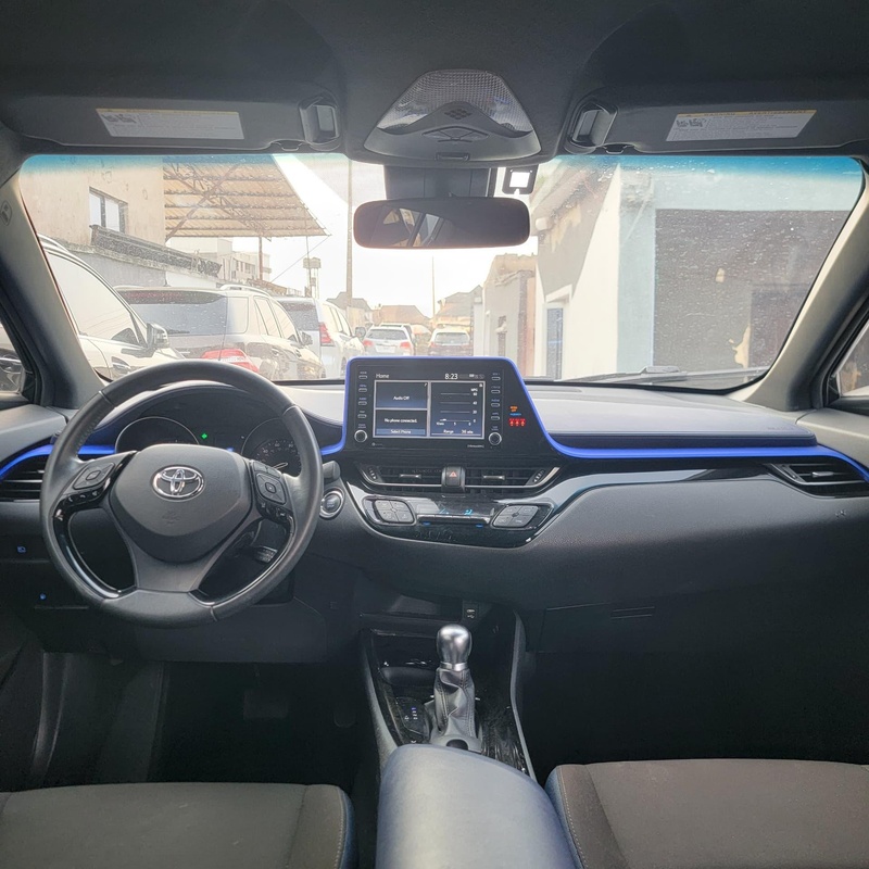 Foreign Used Toyoya CHR SE 2020 for Sale In Lagos image