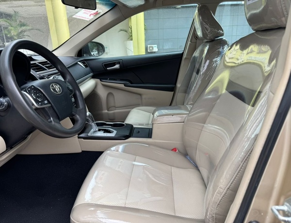 Foreign Used 2012 Toyota Camry 100% Accident Free