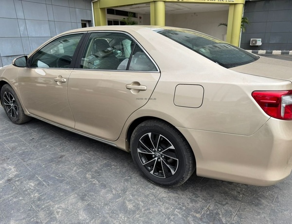 Foreign Used 2012 Toyota Camry 100% Accident Free