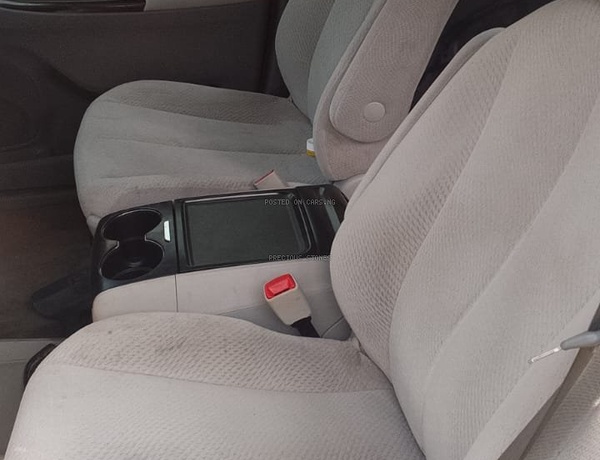 Brand New American Toyota Sienna 2012 for Sale In Lagos