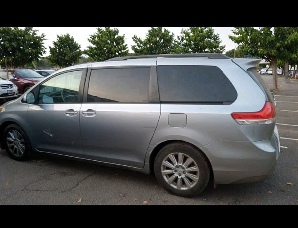 Brand New American Toyota Sienna 2012 for Sale In Lagos