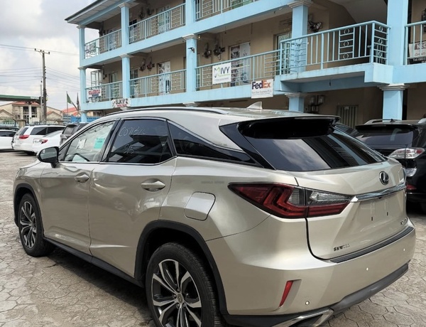 FOREIGN USED 2017 LEXUS RX350 FOR SALE IN LAGOS