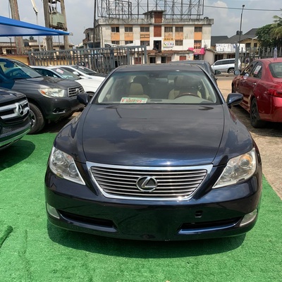 Foreign Used 2009 Lexus LS460 for Sale In Iyana-Ipaja Lagos