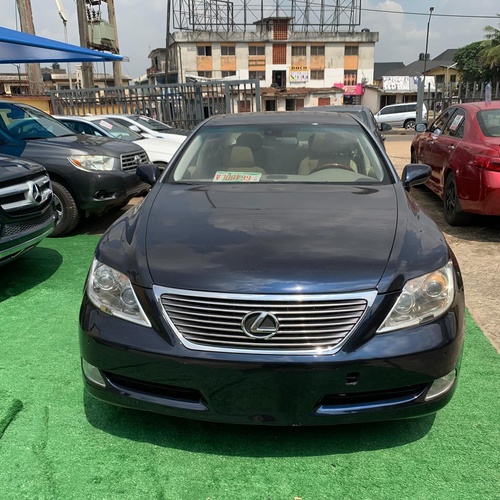 Foreign Used 2009 Lexus LS460 for Sale In Iyana-Ipaja Lagos