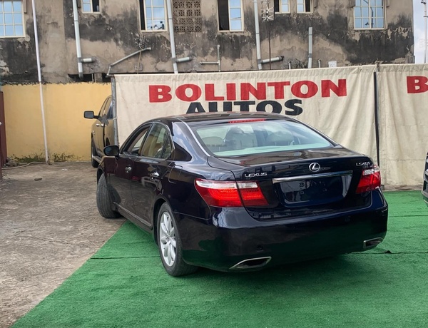 Foreign Used 2009 Lexus LS460 for Sale In Iyana-Ipaja Lagos