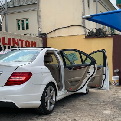 Foreign Used 2014 Mercedes Benz C250 for Sale In Lagos