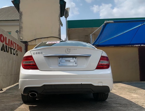 Foreign Used 2014 Mercedes Benz C250 for Sale In Lagos