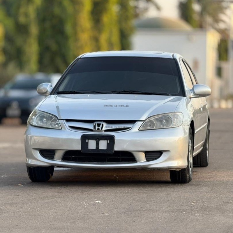 Super Clean Honda Civic 2004 for Sale In Lagos image