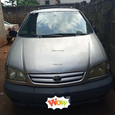 Toyota Sienna 2001 for Sale In Ogun State