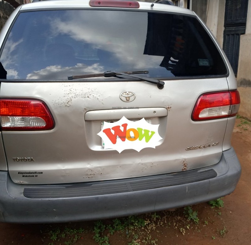 Toyota Sienna 2001 for Sale In Ogun State image