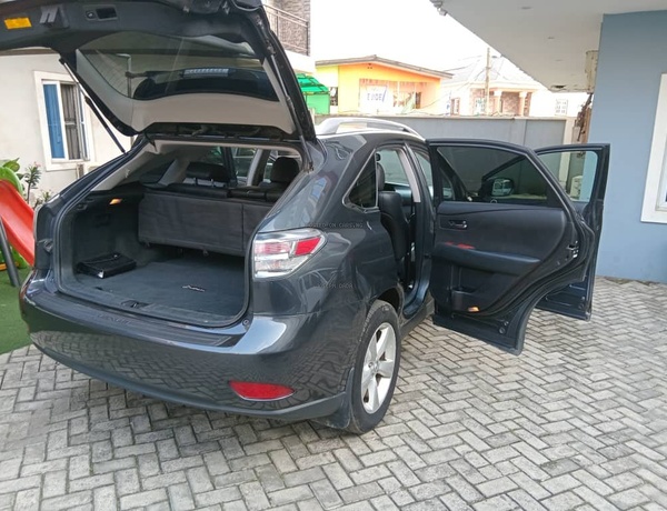 Foreign Used 2010 Lexus RX350 for Sale In Lagos