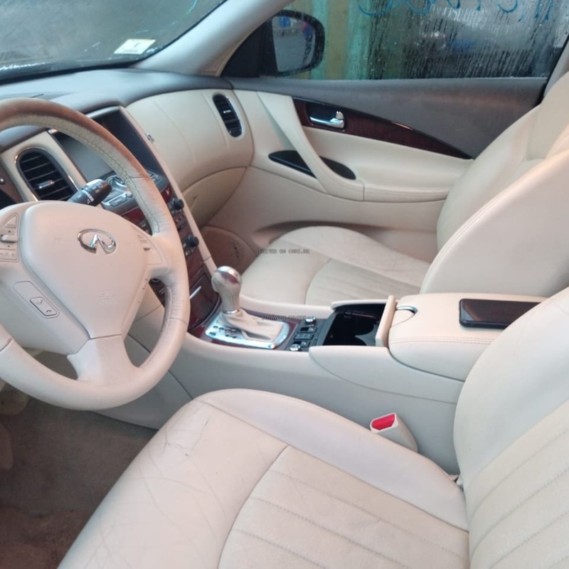 Infiniti QX50 2015 for Sale In Ogba Lagos State image