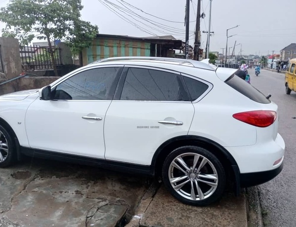 Infiniti QX50 2015 for Sale In Ogba Lagos State