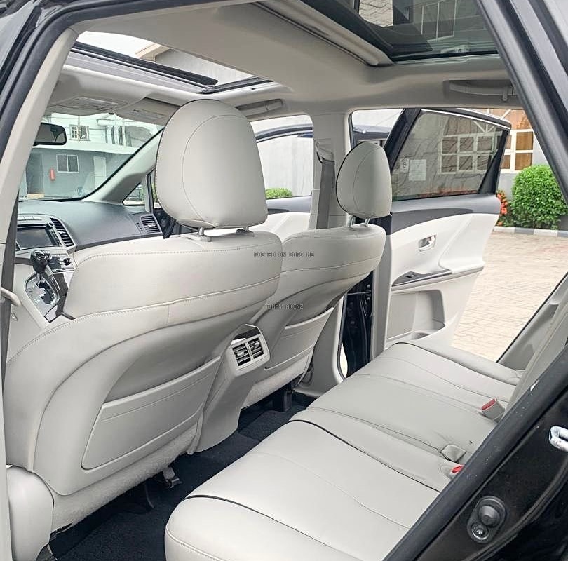 Timmy Akinz Hero Image