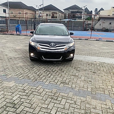 Foreign Used 2010 Toyota Venza Atomic V6 for Sale In Lagos