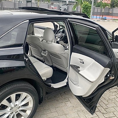 Foreign Used 2010 Toyota Venza Atomic V6 for Sale In Lagos