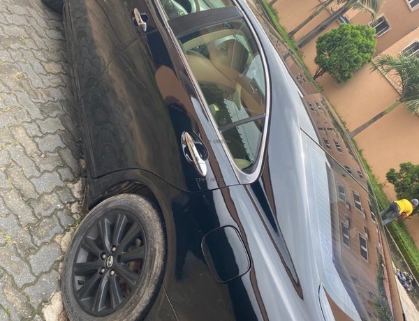 Neatly Used and Clean Lexus ES 350 2007 for Sale In Lagos