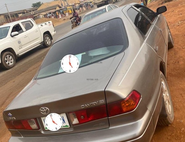 Toyota Camry 2000 for Sale In Lagos
