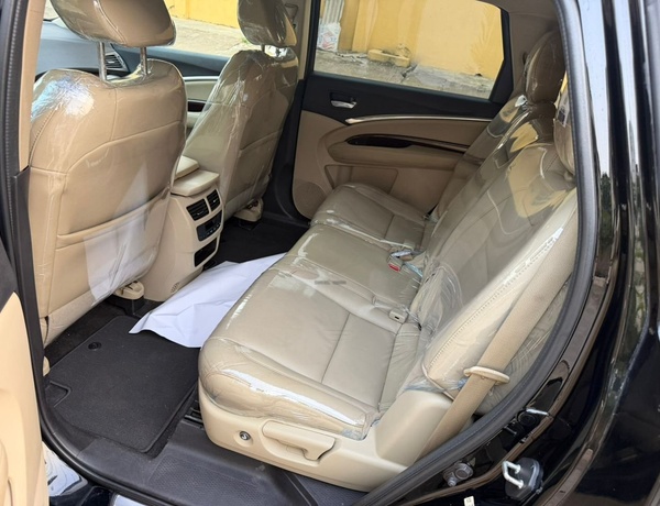 FOREIGN USED ACURA MDX 2015 FOR SALE IN LAGOS