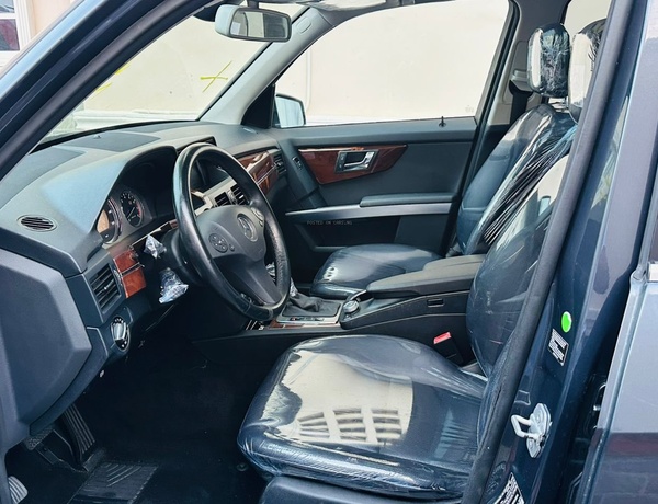 FOREIGN USED MERCEDES BENZ GLK350 2010 FOR SALE IN LAGOS