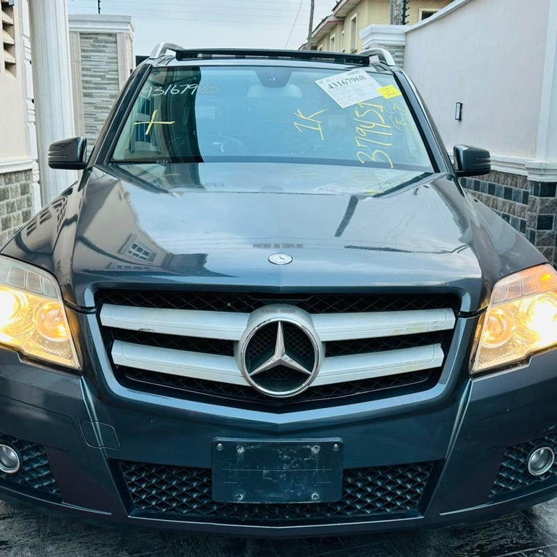 FOREIGN USED MERCEDES BENZ GLK350 2010 FOR SALE IN LAGOS image
