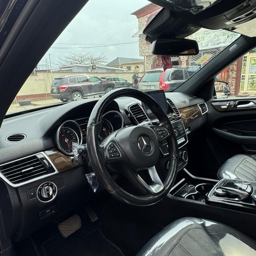 3MONTH REGISTERED MERCEDES BENZ GLE 350 2017 MODEL FOR SALE IN LAGOS