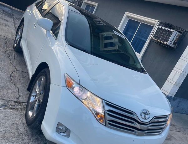Foreign Used Toyota Venza 2010 for Sale In Lagos