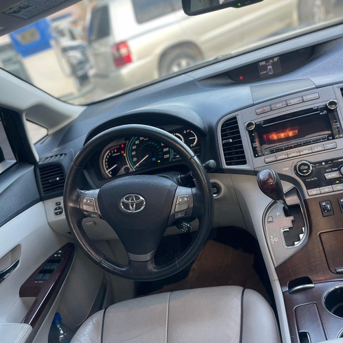 Foreign Used Toyota Venza 2010 for Sale In Lagos