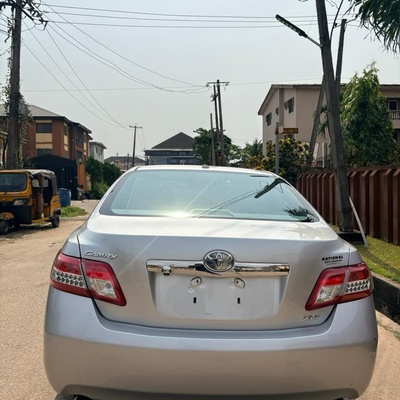 2010 Toyota Camry XLE for Sale In Lagos