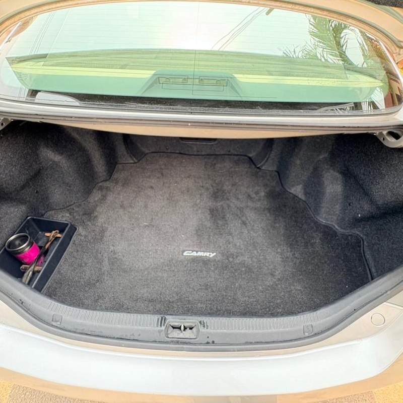 2010 Toyota Camry XLE for Sale In Lagos image