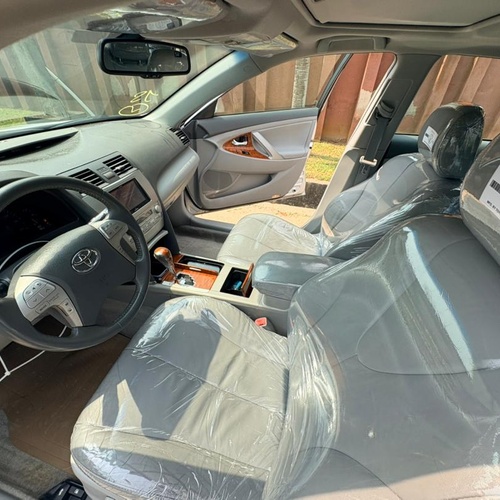 2010 Toyota Camry XLE for Sale In Lagos