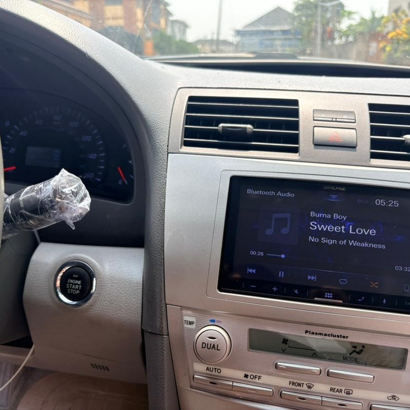 2010 Toyota Camry XLE for Sale In Lagos image