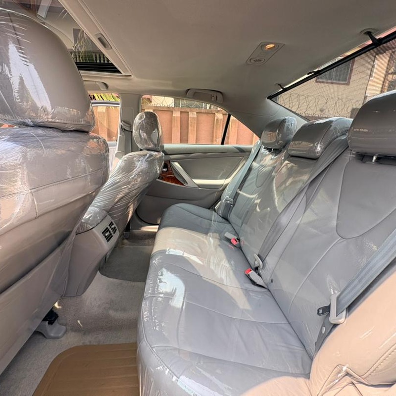 2010 Toyota Camry XLE for Sale In Lagos image