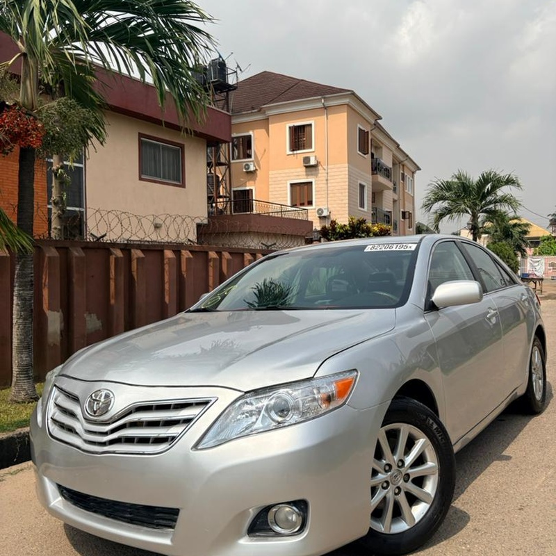 2010 Toyota Camry XLE for Sale In Lagos image