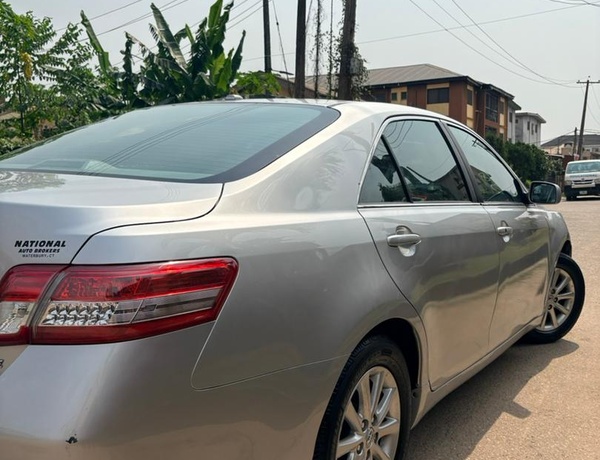 2010 Toyota Camry XLE for Sale In Lagos